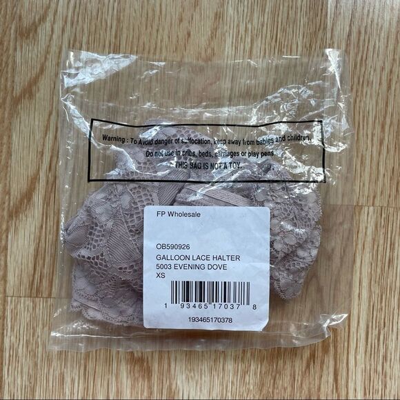 NWT Free People Intimately Galloon Lace Halter Bra in Evening Dove - Picture 5 of 7